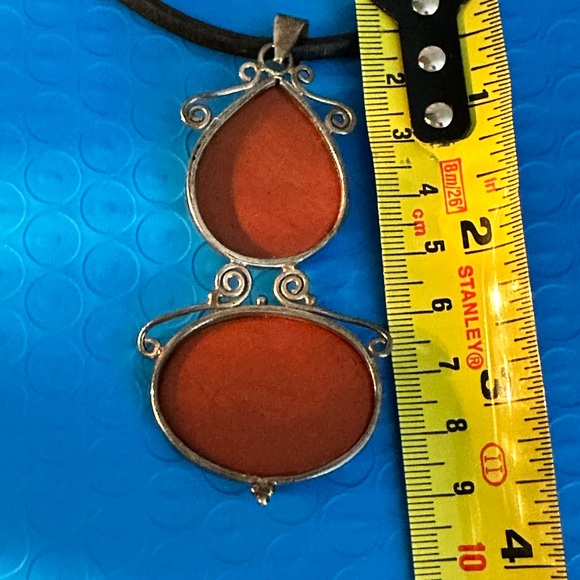 Carnelian Statement Drop - Picture 4 of 6